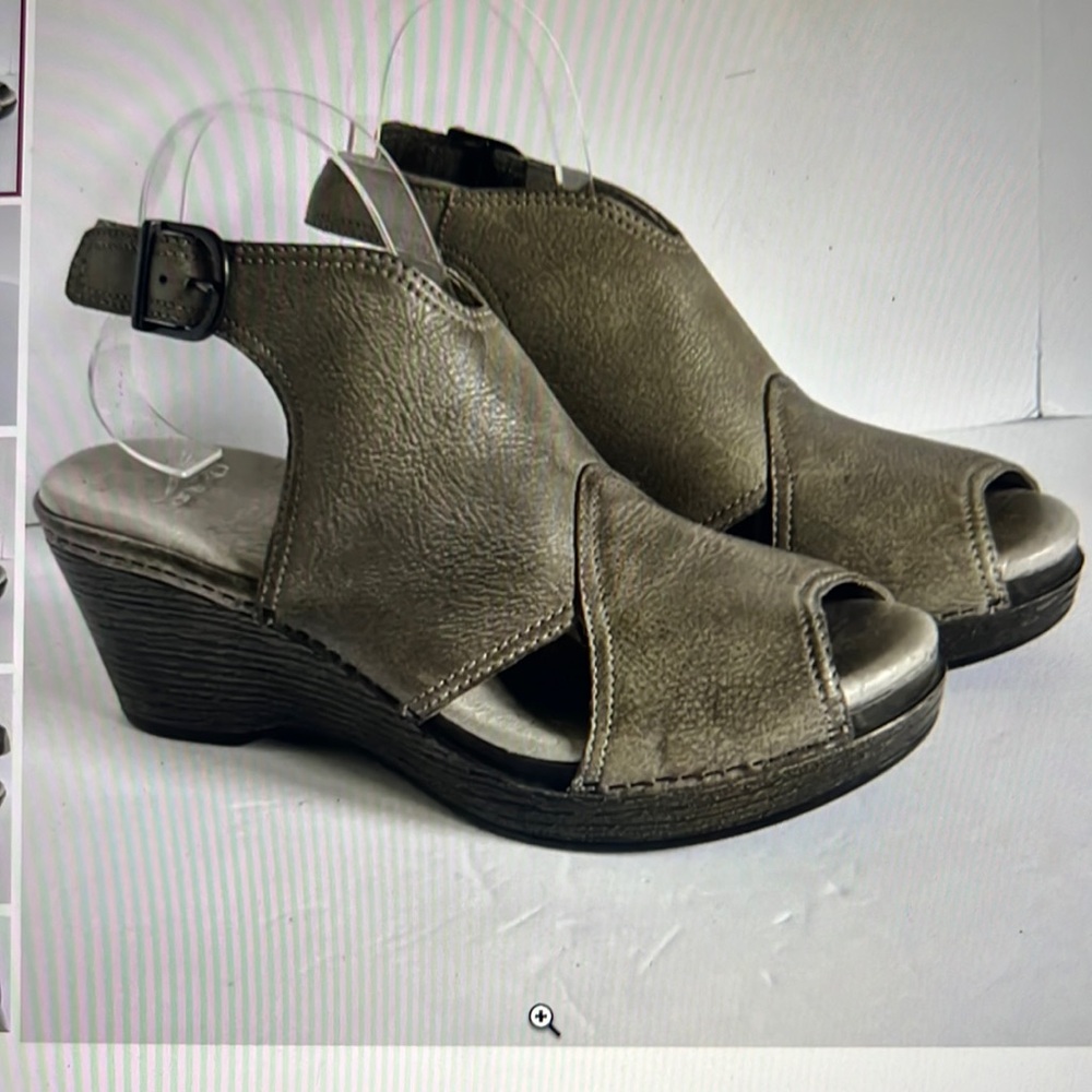 Dansko Vanda Wedge Leather Peep Toe Buckle Sandal Size 40 gray